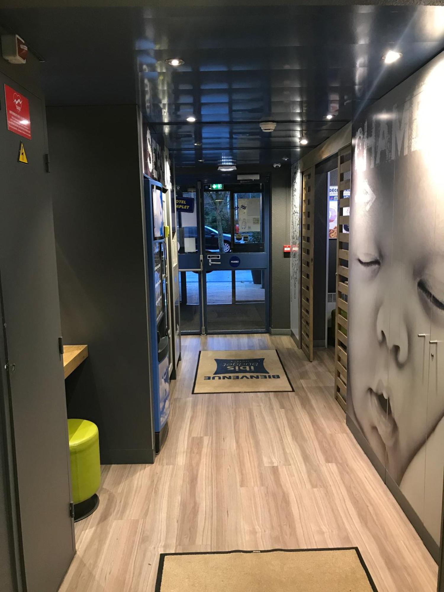 Ibis Budget L'Isle Adam Eksteriør bilde