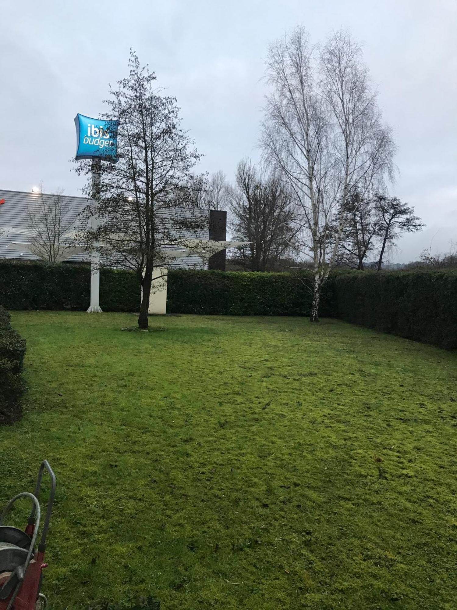 Ibis Budget L'Isle Adam Eksteriør bilde