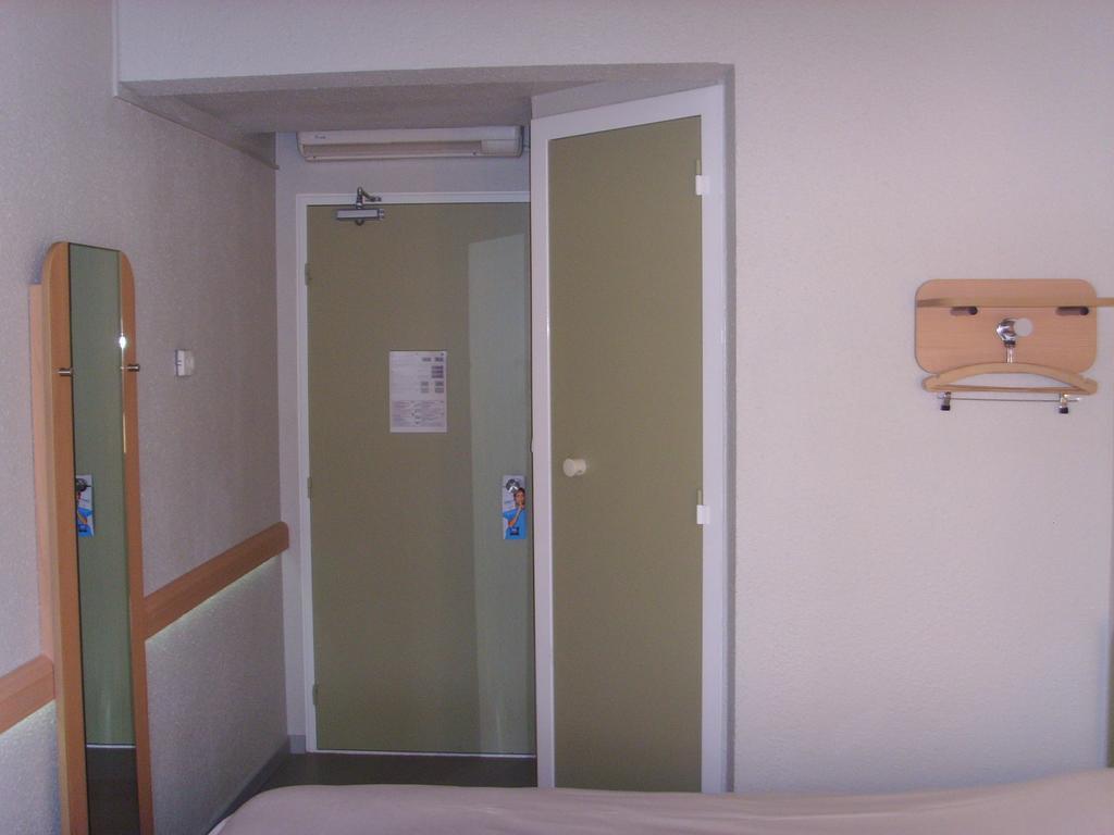 Ibis Budget L'Isle Adam Rom bilde